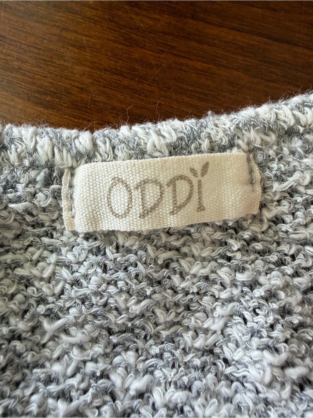 Oddi | White and Gray Marble Blouse - Picture 3 of 9